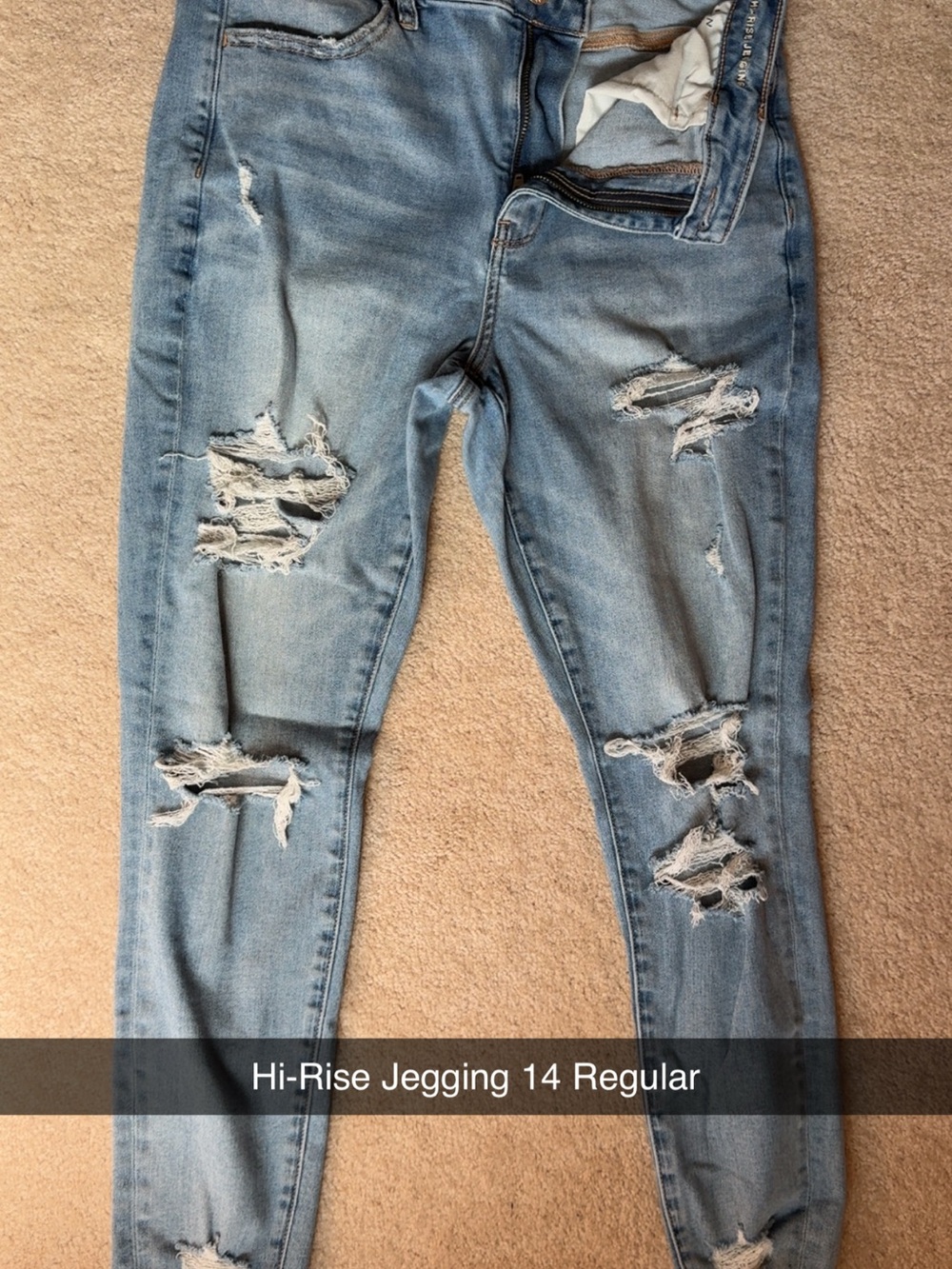 American Eagle Outfitters Light Blue Distressed High-Rise Jeggings